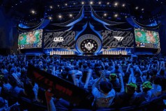 Peanut退役引发电竞圈反响，LCK打野选手最后一搏全球总决赛冠军