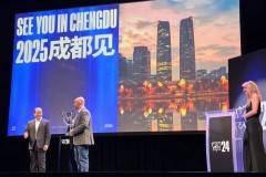 S15赛事非冠军选手崛起：电子竞技舞台价值飙升